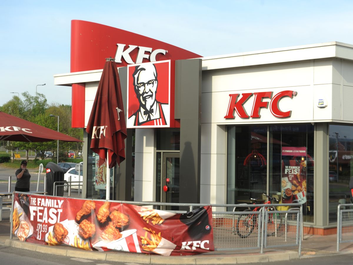 Kfc   Uk menu prices featuring 62 items ranging from £0.99 to £16.99