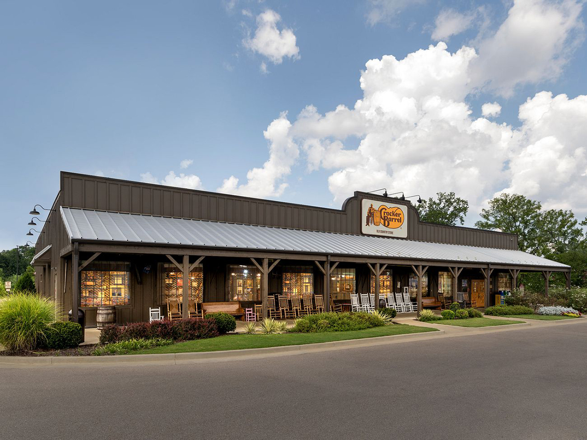 Cracker Barrel menu prices featuring 122 items ranging from $1.69 to $14.99